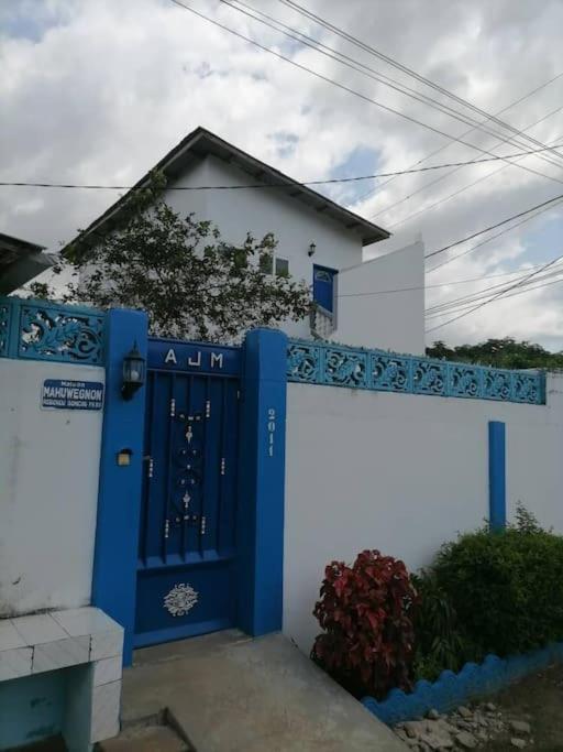 Bel appartement avec petit balcon sympa Porto-Novo Extérieur photo