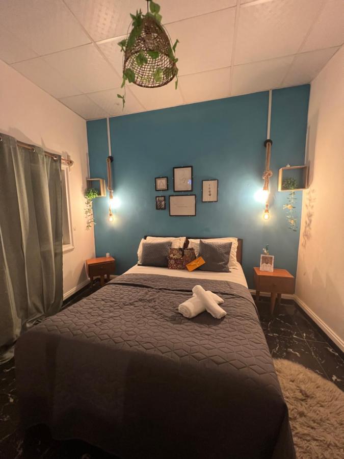 Bel appartement avec petit balcon sympa Porto-Novo Extérieur photo